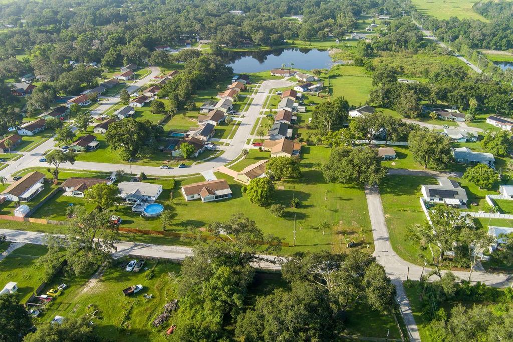 Image 8 of 36 For 8429 Jacqueline Court