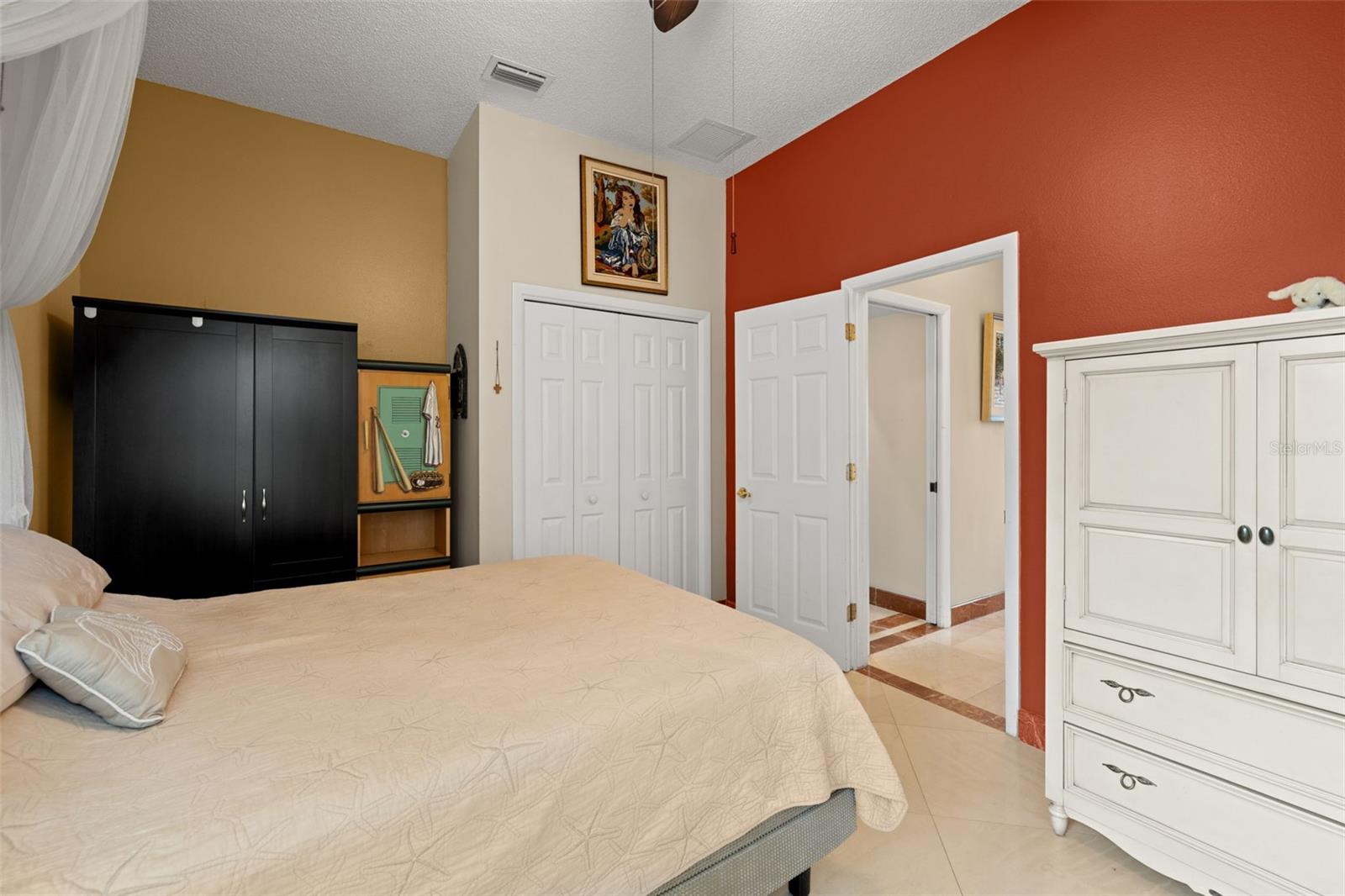 Image 24 of 47 For 1873 Lago Vista Boulevard