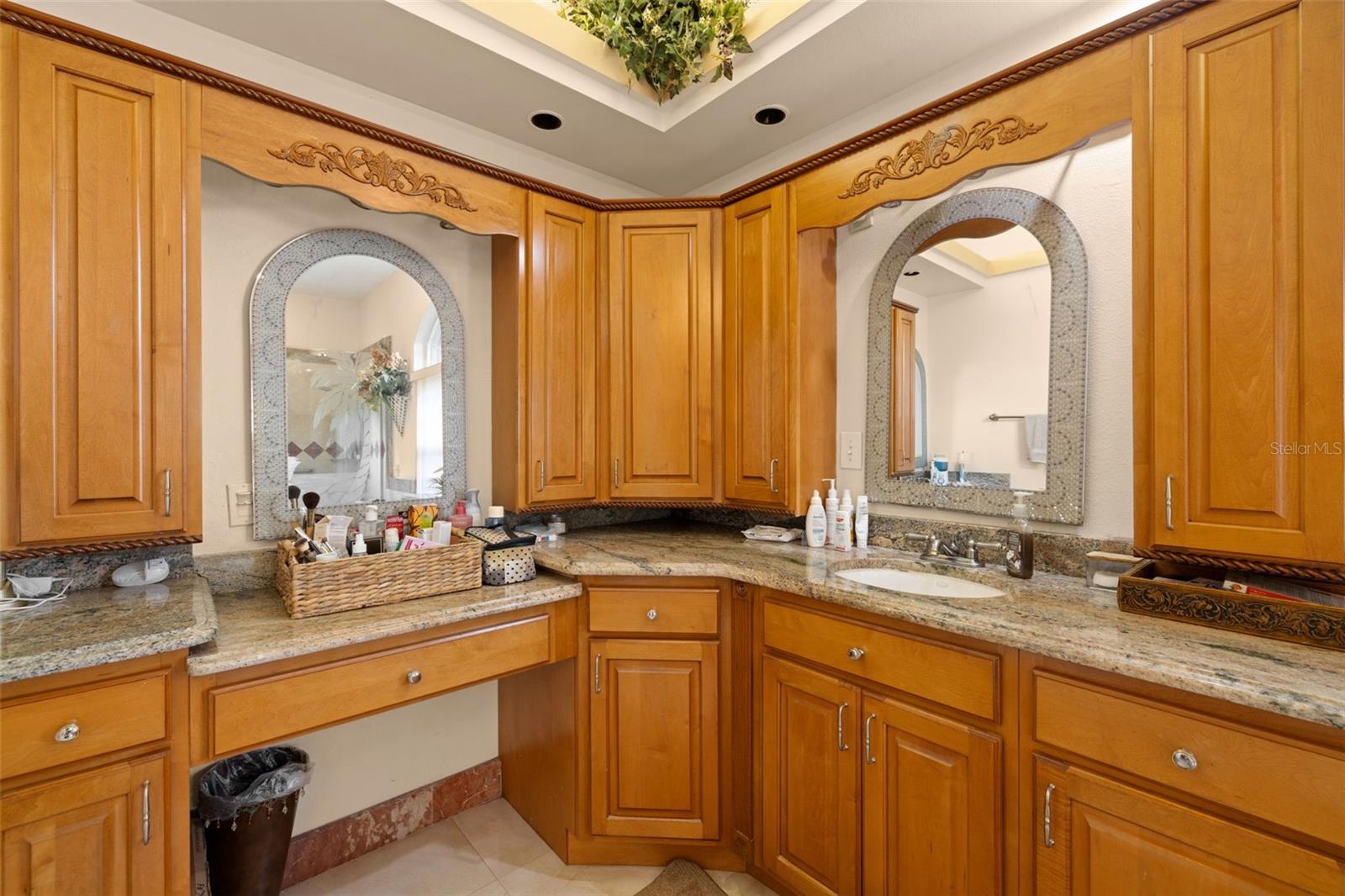Image 31 of 47 For 1873 Lago Vista Boulevard