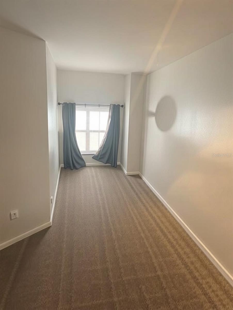Image 6 of 16 For 2411 Horatio Street 539