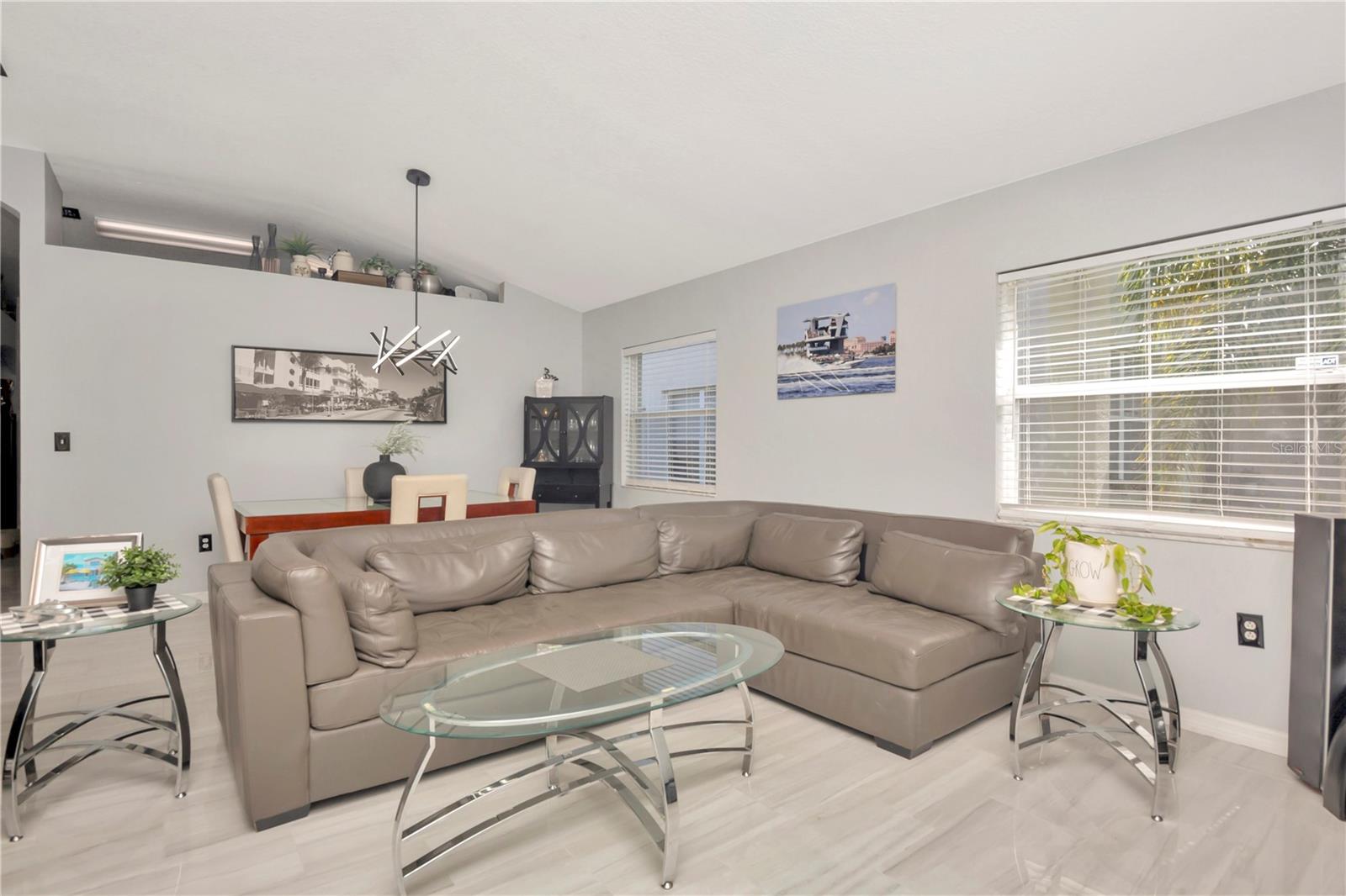 Image 10 of 51 For 2239 Roanoke Springs Drive