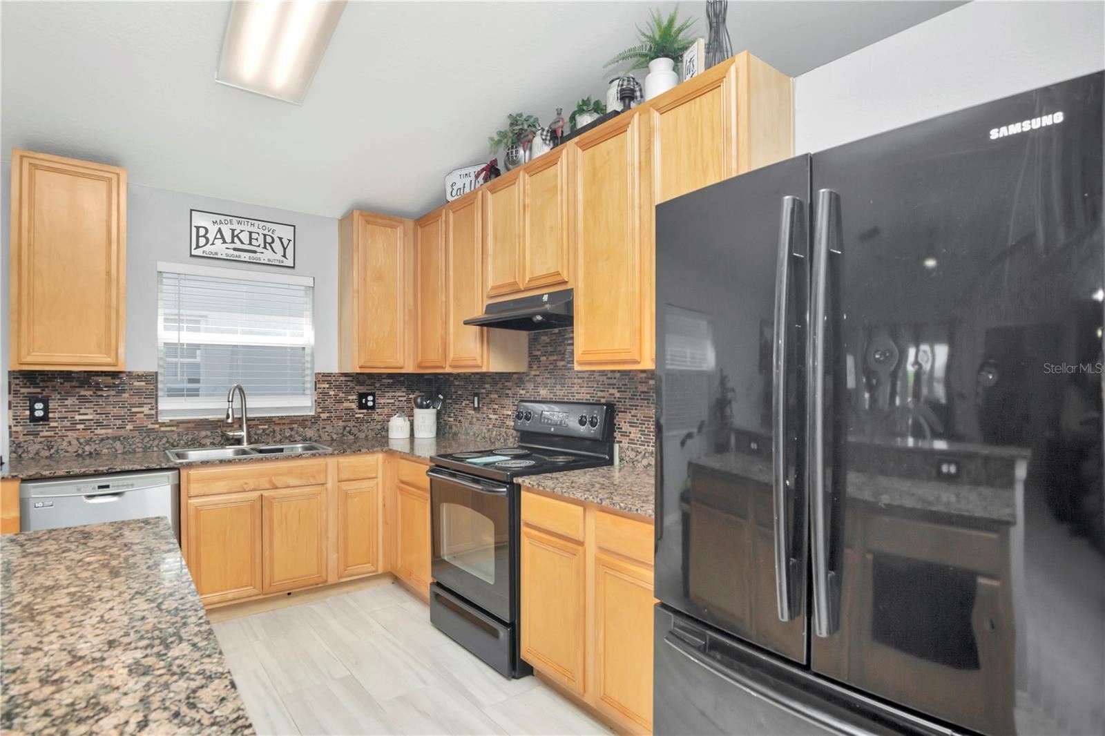 Image 16 of 51 For 2239 Roanoke Springs Drive