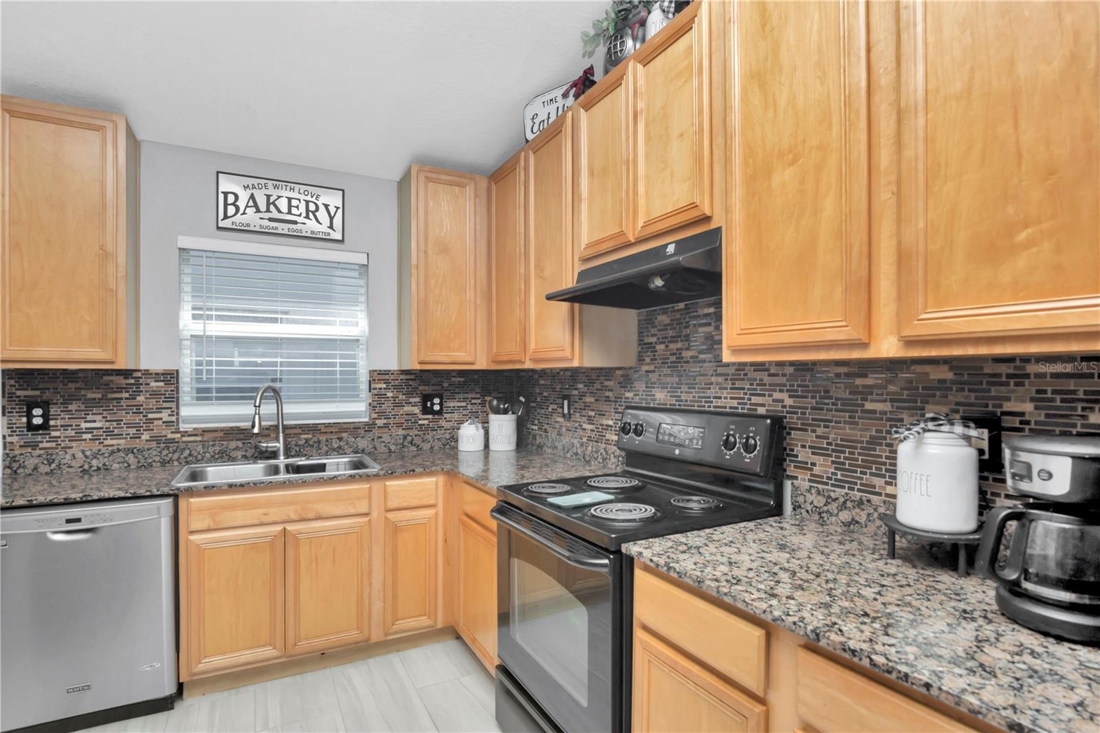 Image 18 of 51 For 2239 Roanoke Springs Drive