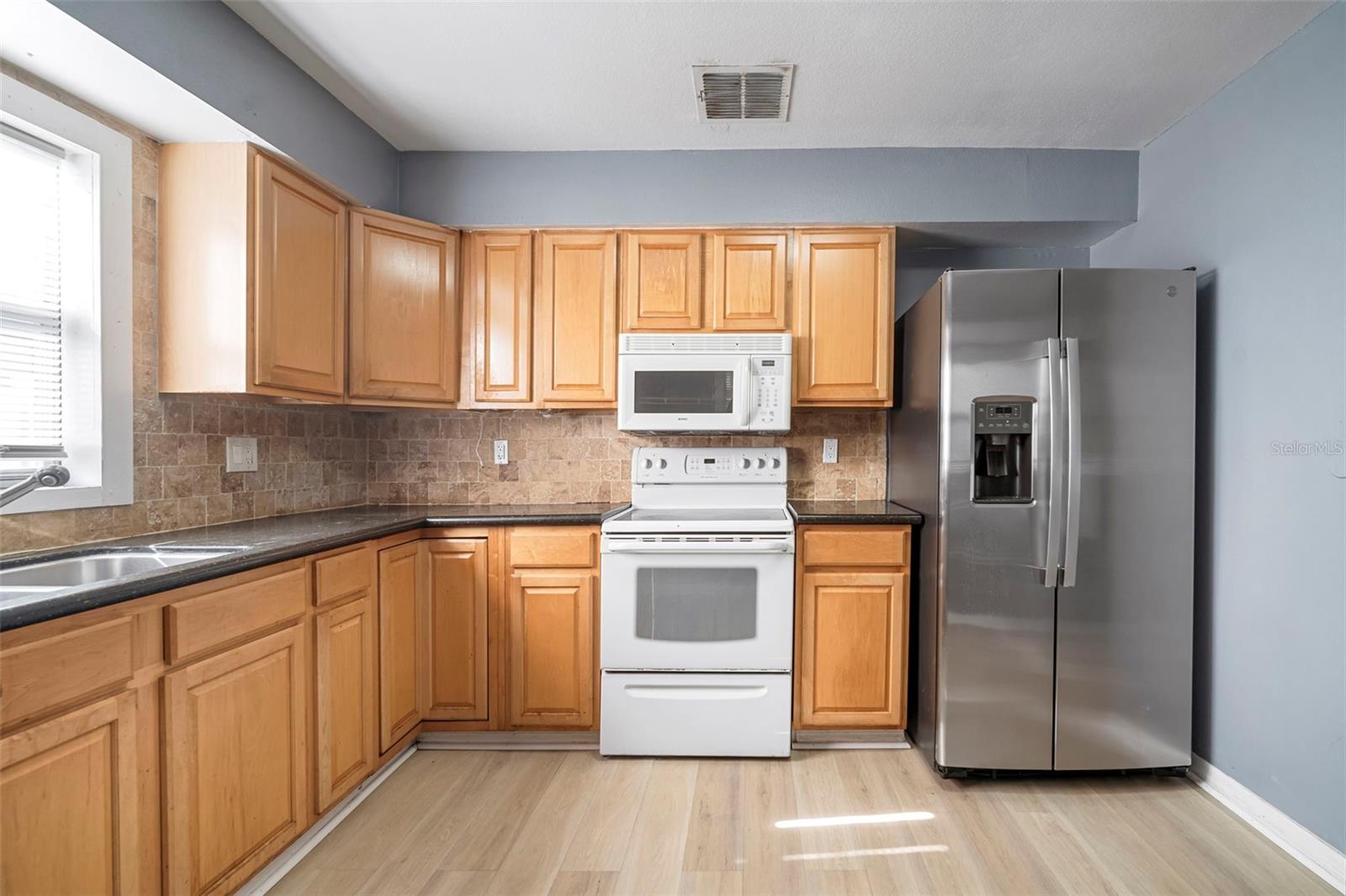 Image 24 of 43 For 12825 Tallowood Drive