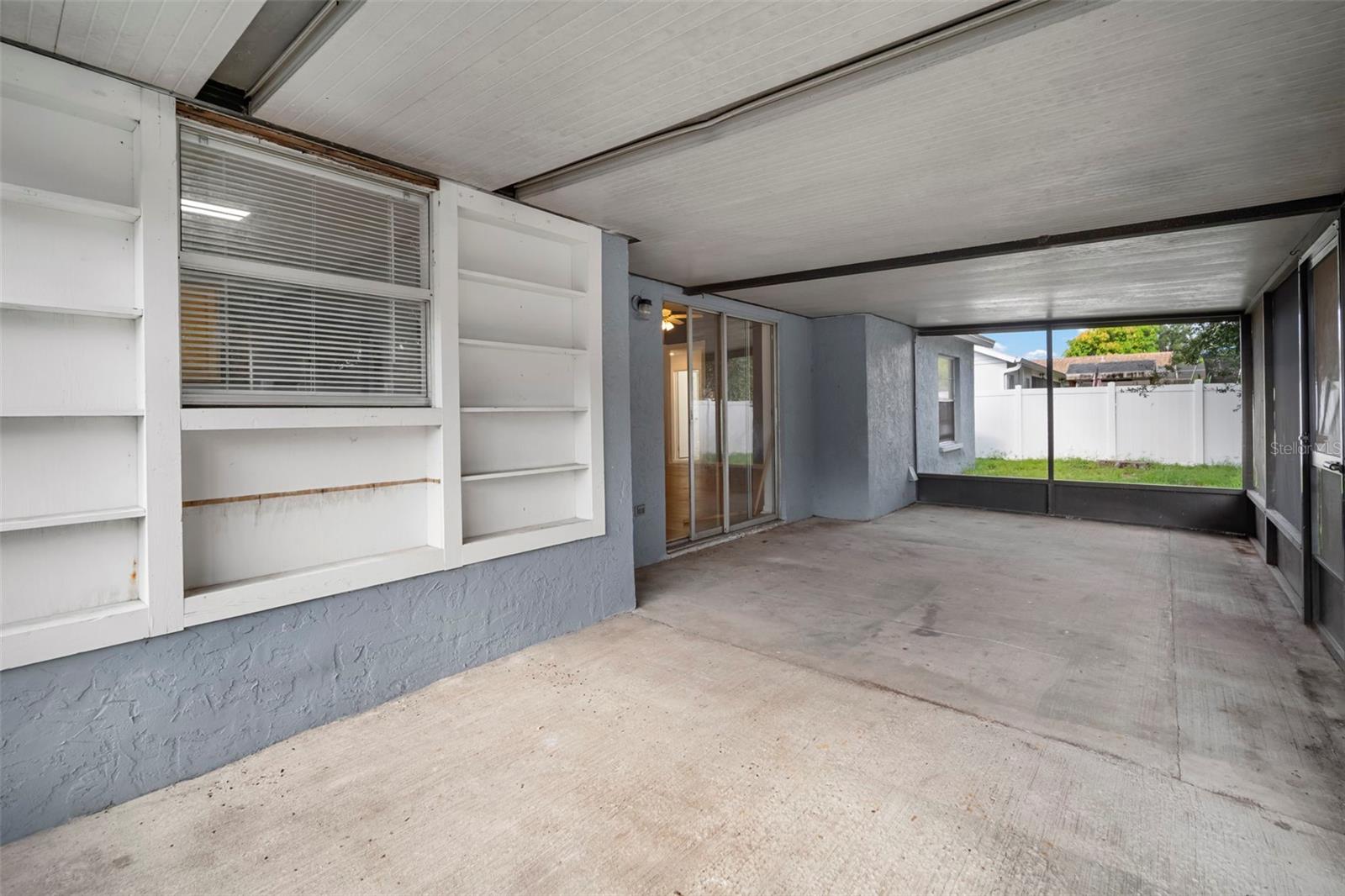 Image 40 of 43 For 12825 Tallowood Drive