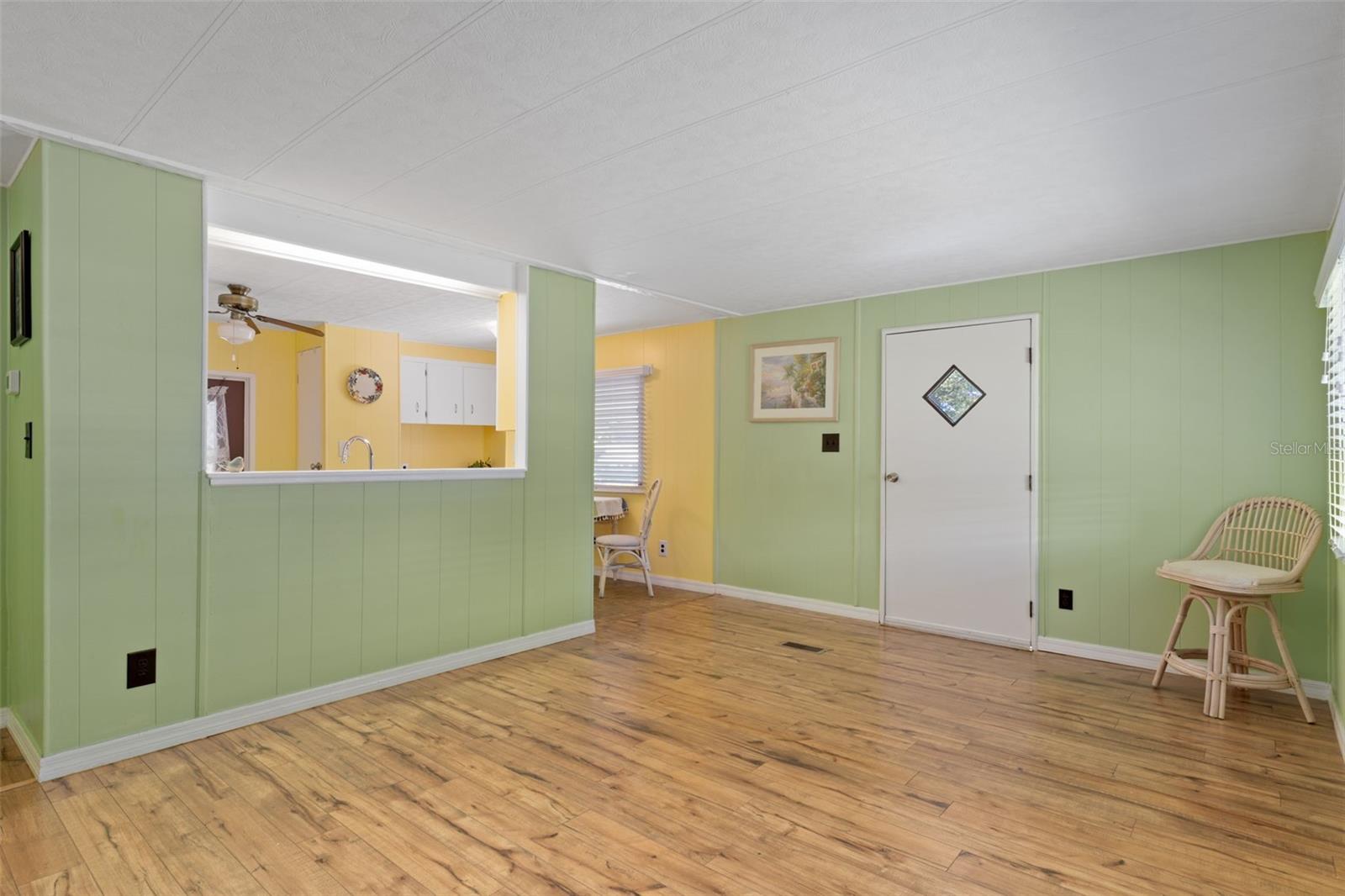 Image 10 of 29 For 7538 Fairlane Avenue
