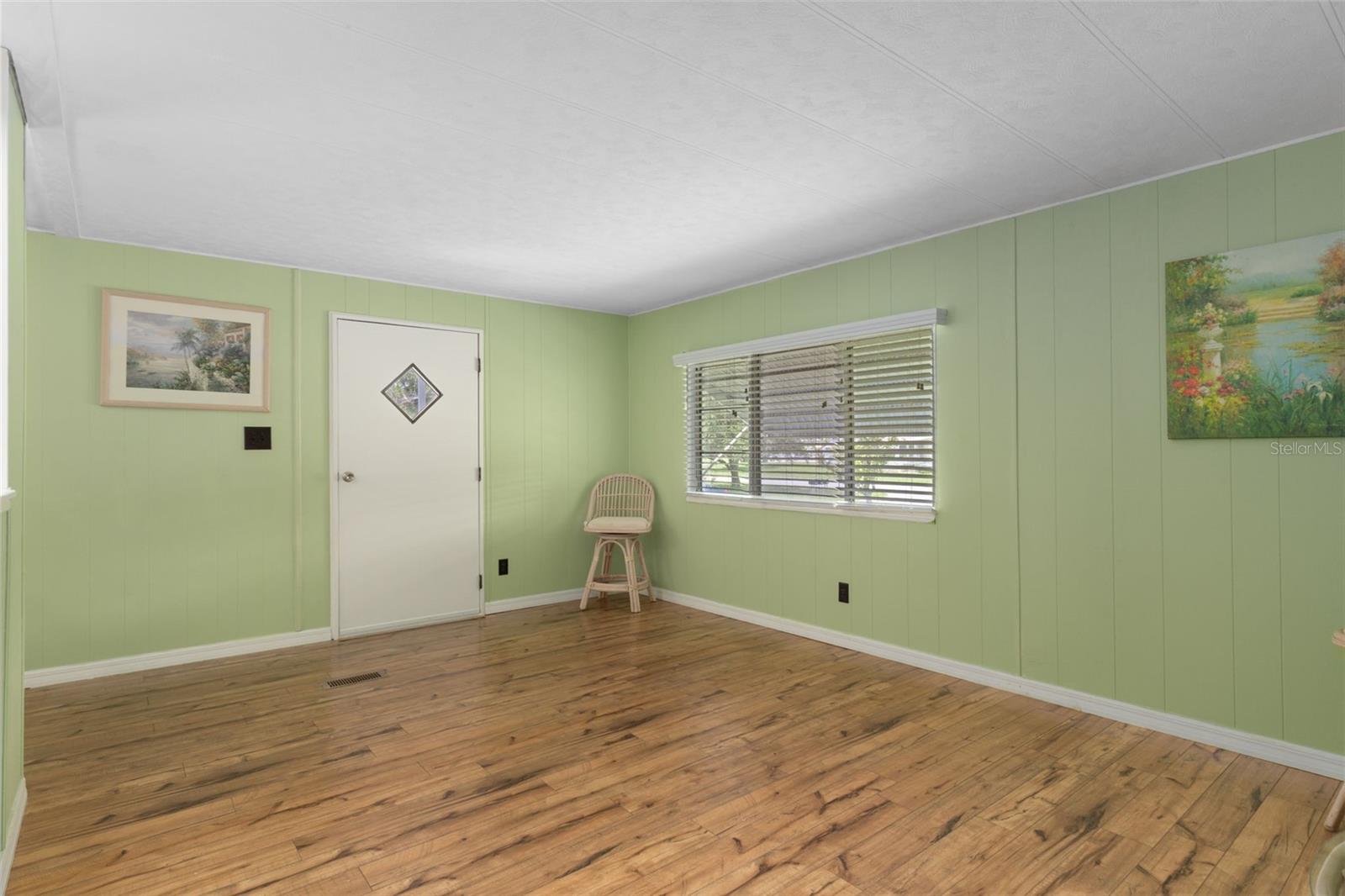 Image 11 of 29 For 7538 Fairlane Avenue