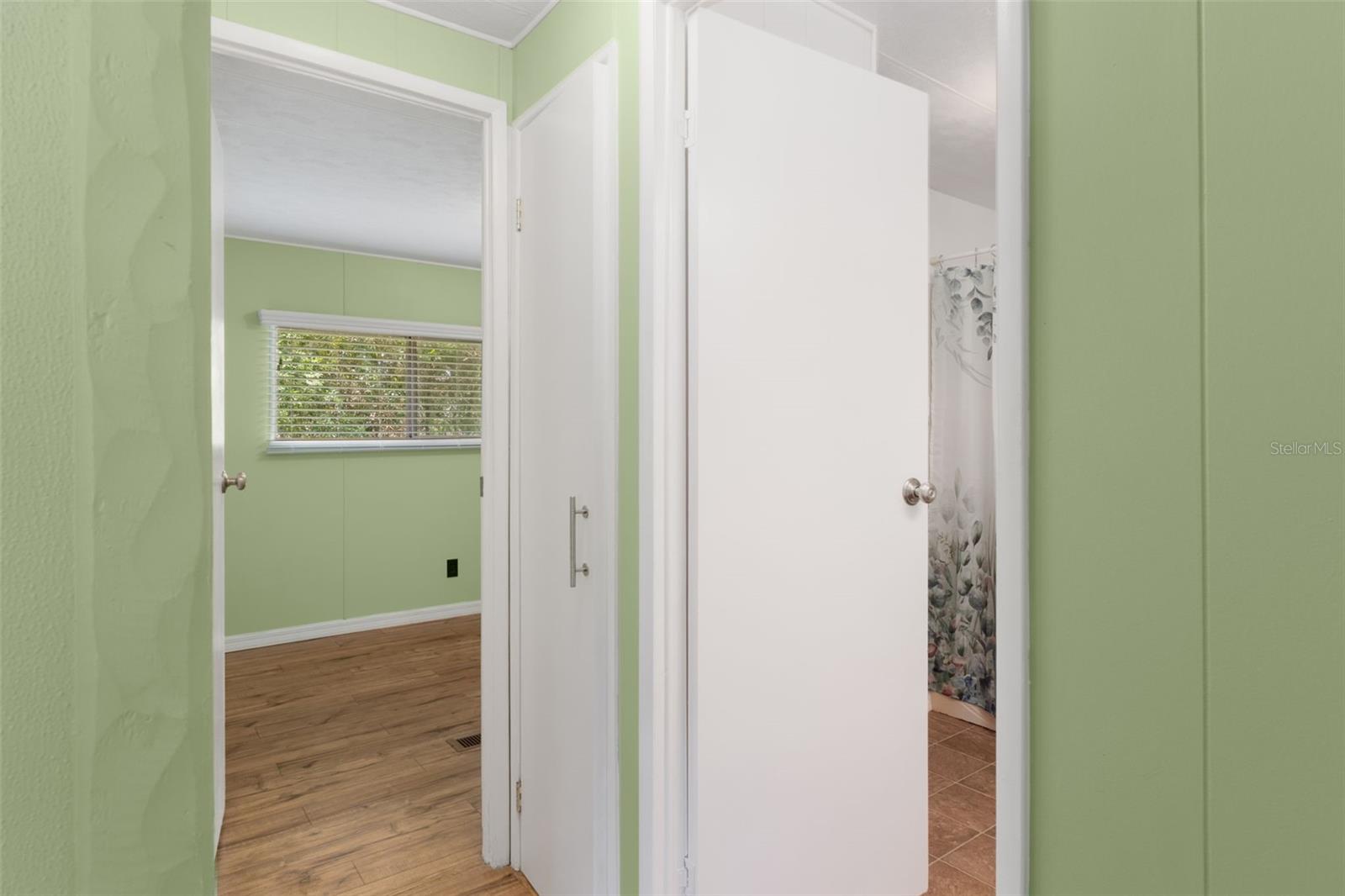 Image 13 of 29 For 7538 Fairlane Avenue