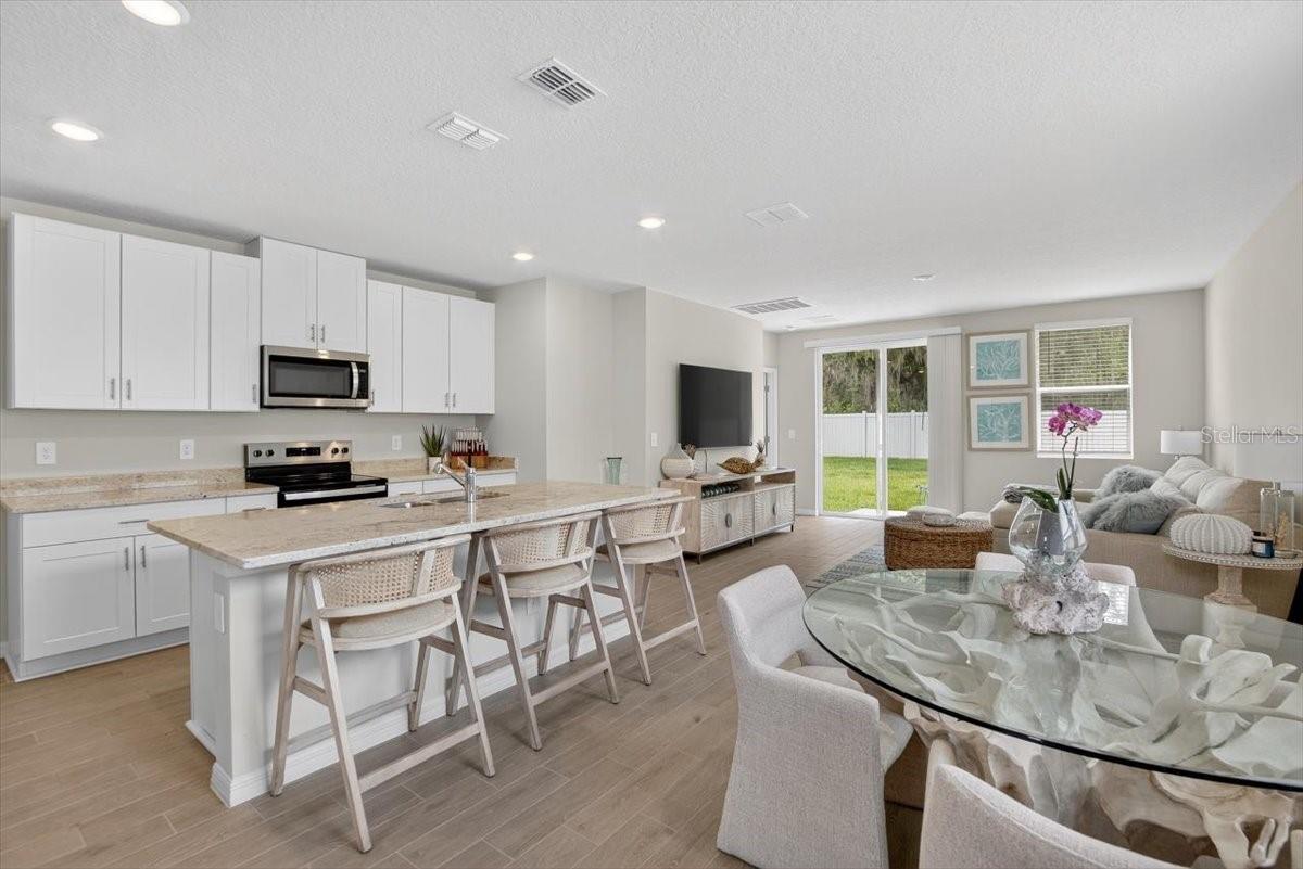 Image 6 of 28 For 7329 Boggy Creek Place