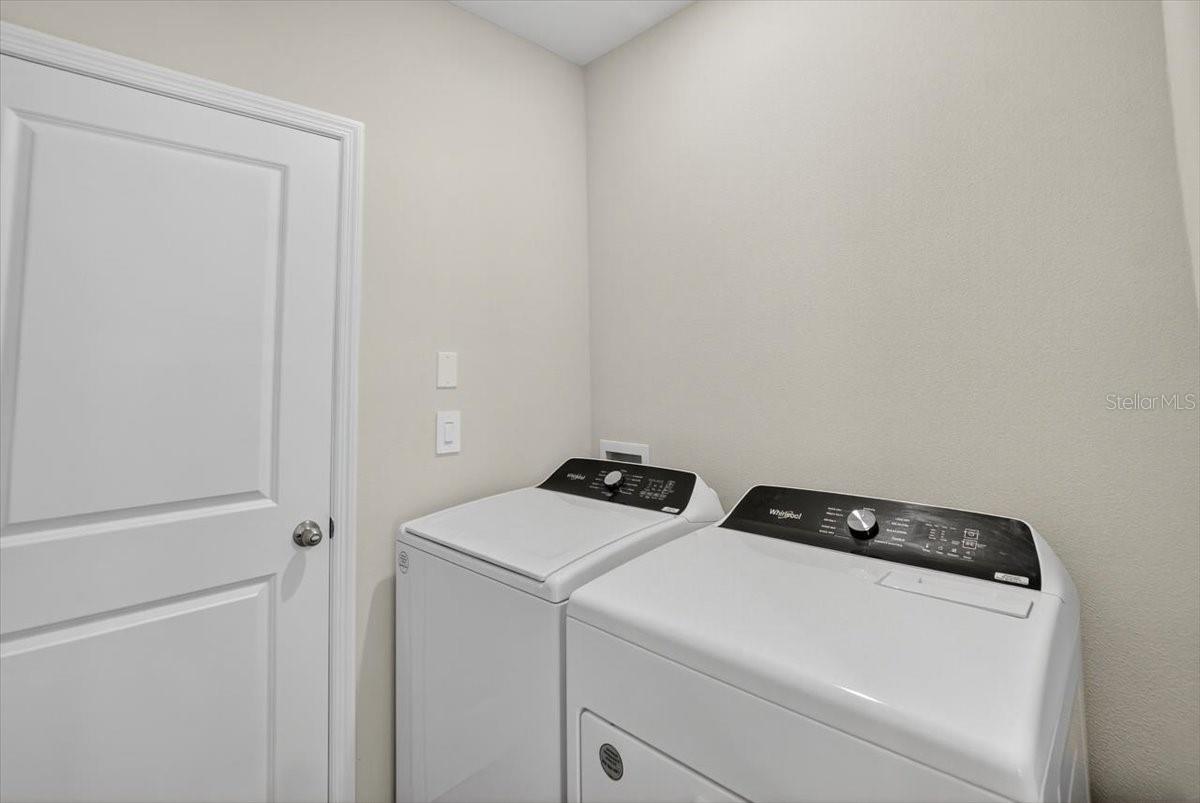 Image 9 of 28 For 7329 Boggy Creek Place