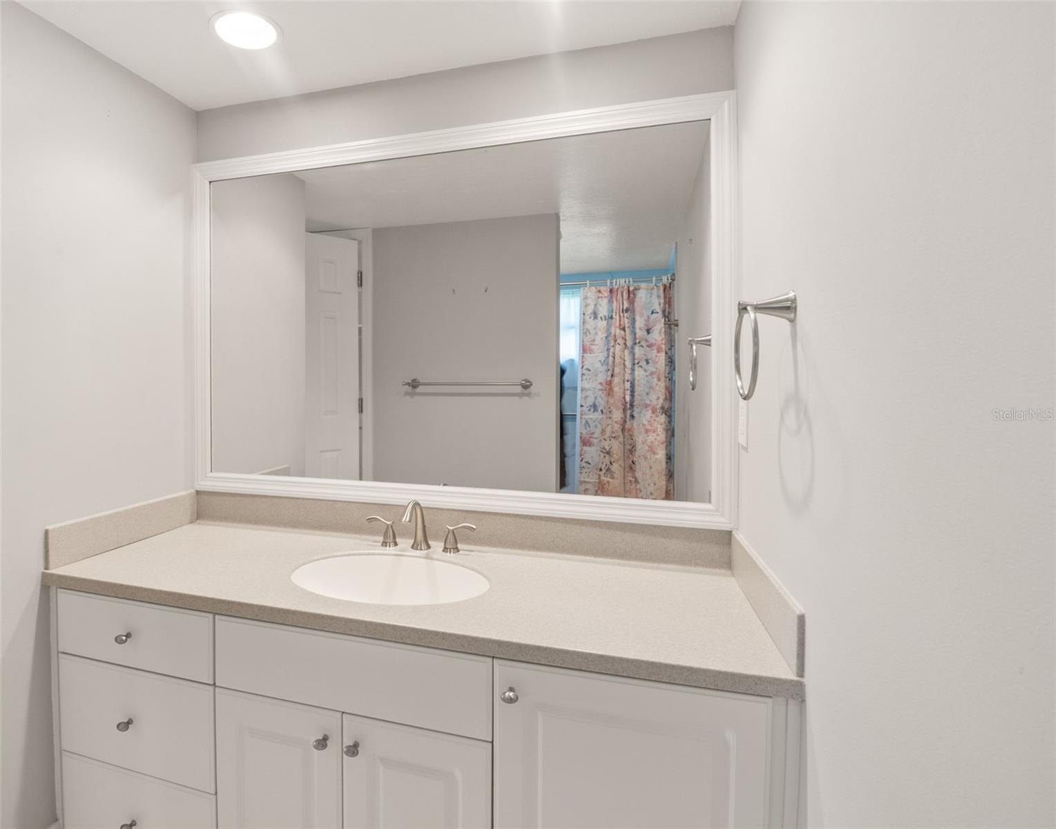 Image 15 of 44 For 8054 Bayshore Drive