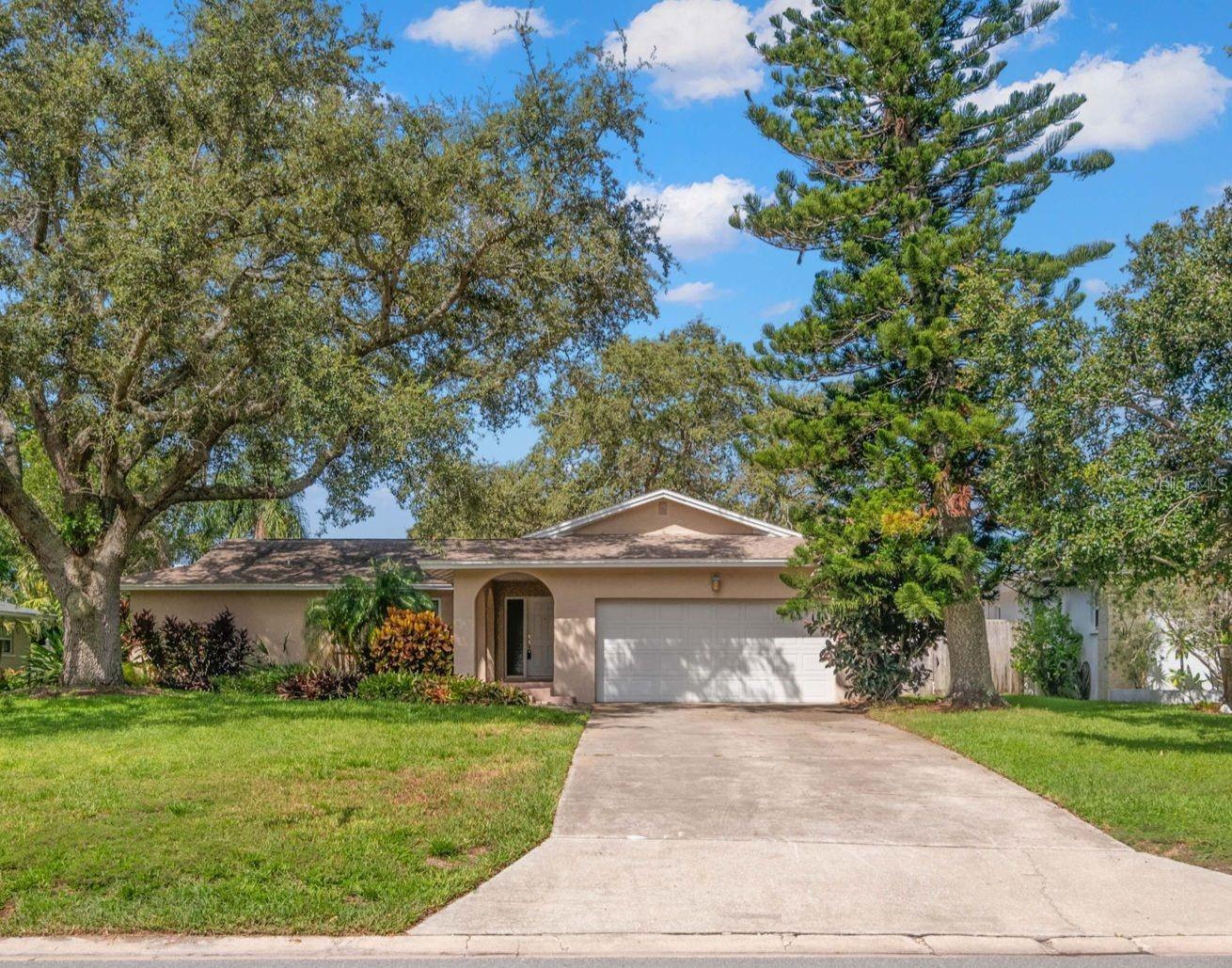 Image 3 of 44 For 8054 Bayshore Drive