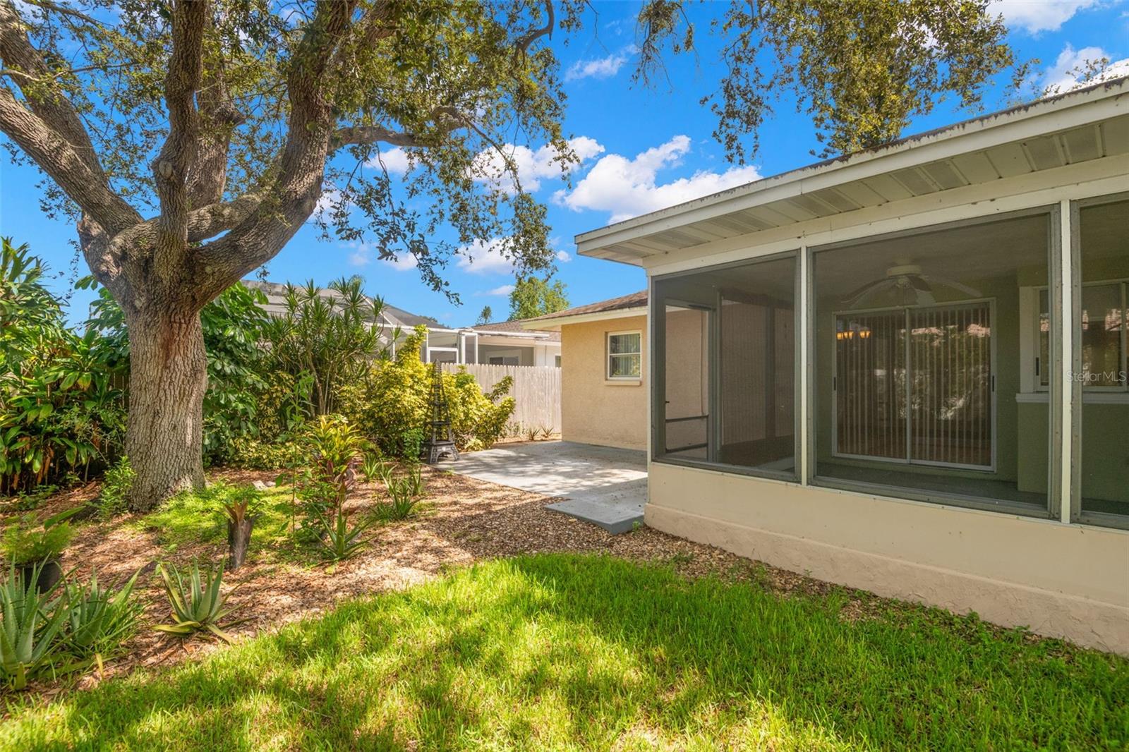 Image 34 of 44 For 8054 Bayshore Drive