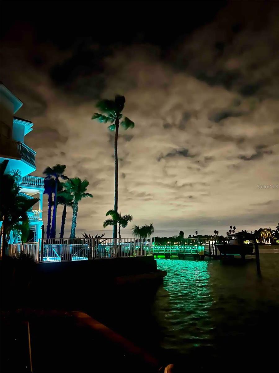 Image 23 of 30 For 10109 Gulf Boulevard 202