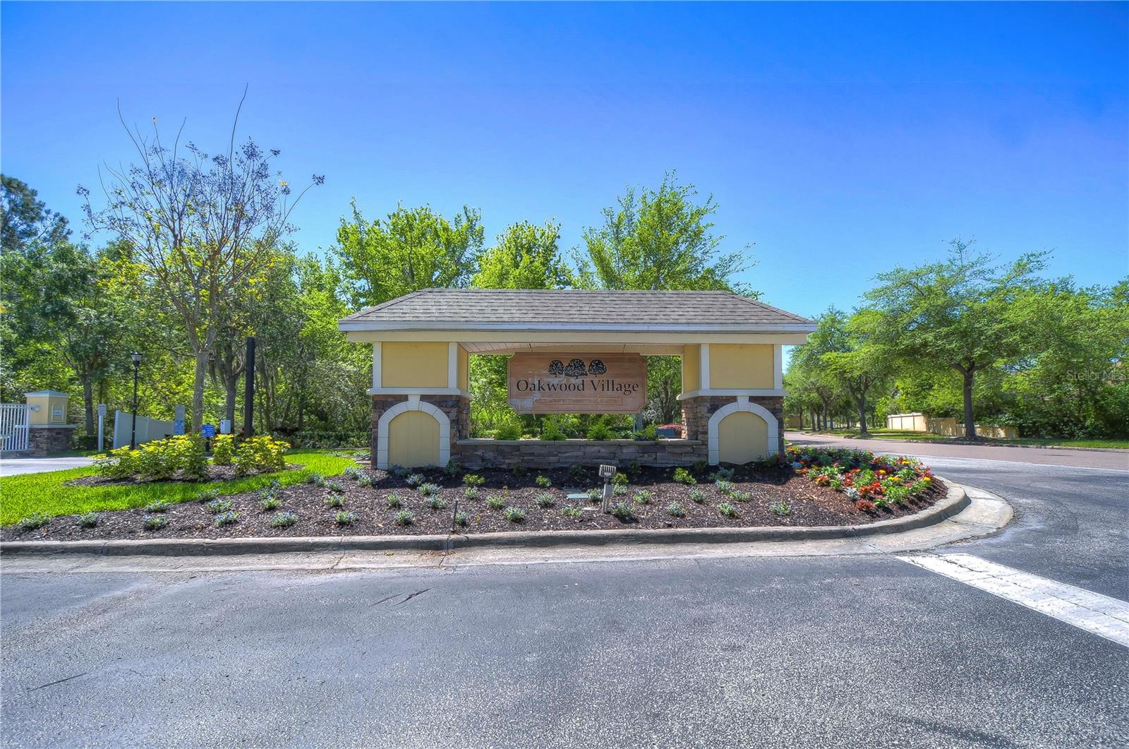Image 3 of 42 For 8526 Brushleaf Way