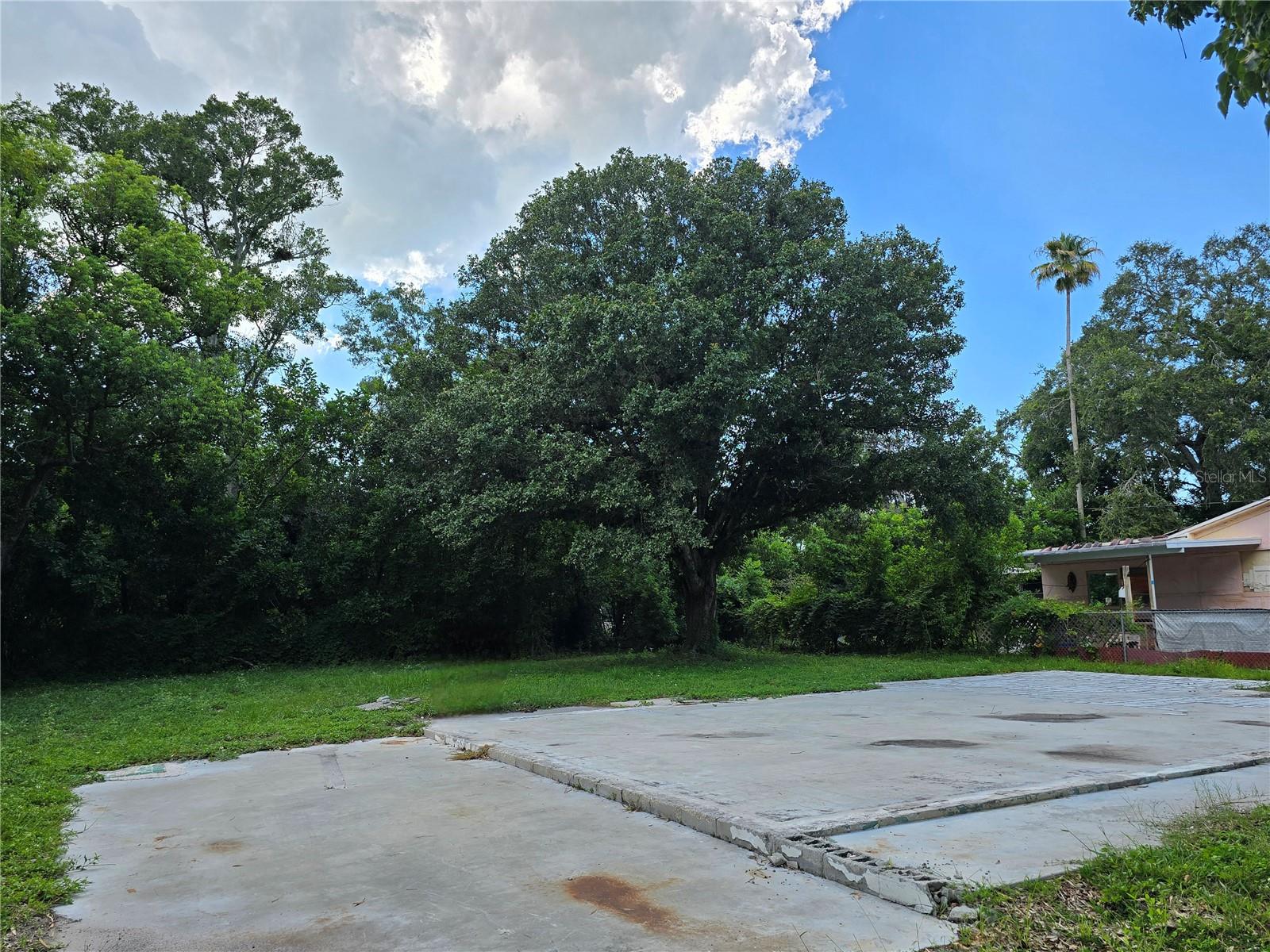 Image 3 of 22 For 18 Jupiter Avenue