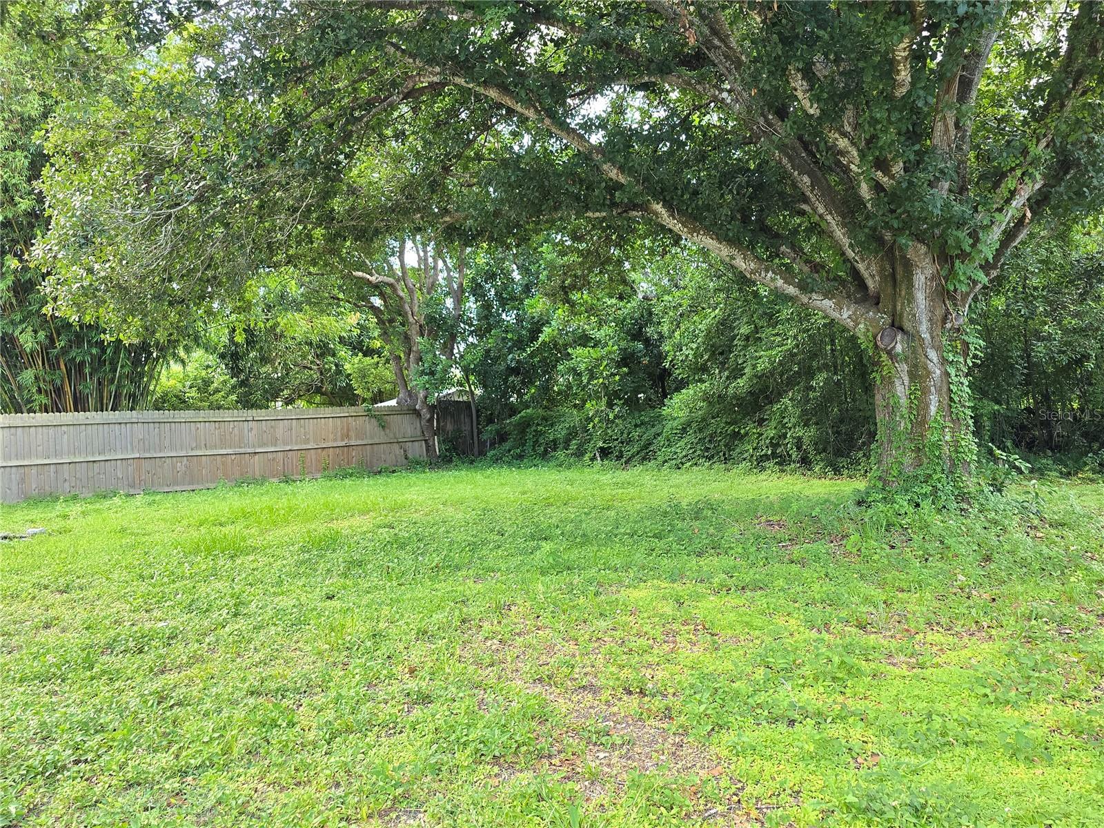 Image 8 of 22 For 18 Jupiter Avenue