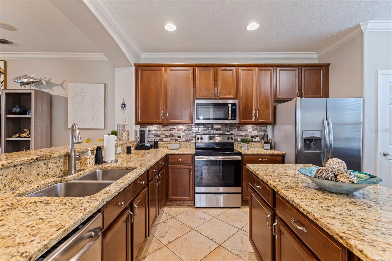 Image 20 of 65 For 7139 Islamorada Circle
