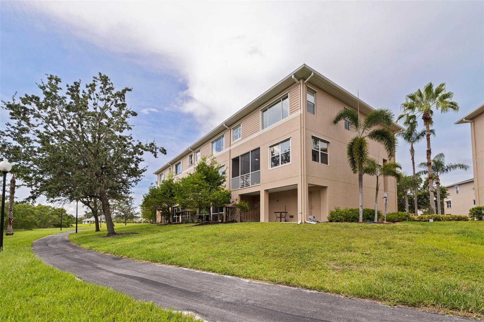 Image 40 of 65 For 7139 Islamorada Circle