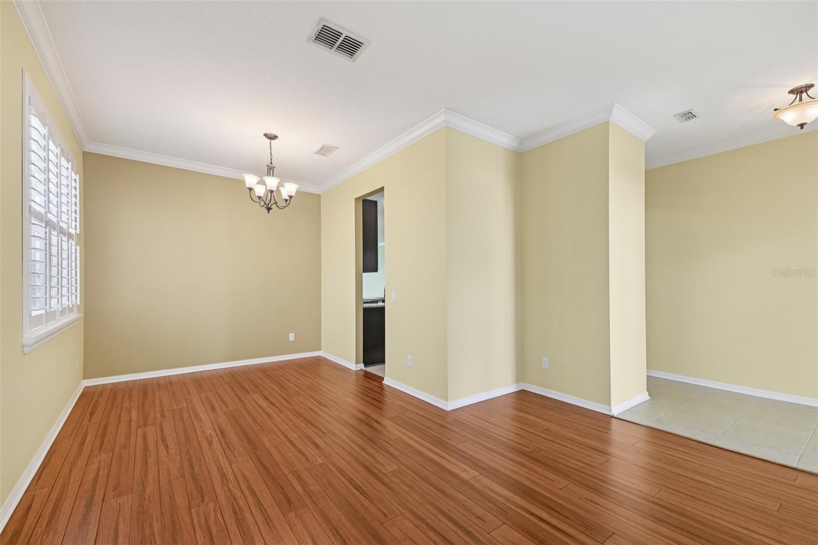 Image 12 of 84 For 10756 Pictorial Park Drive