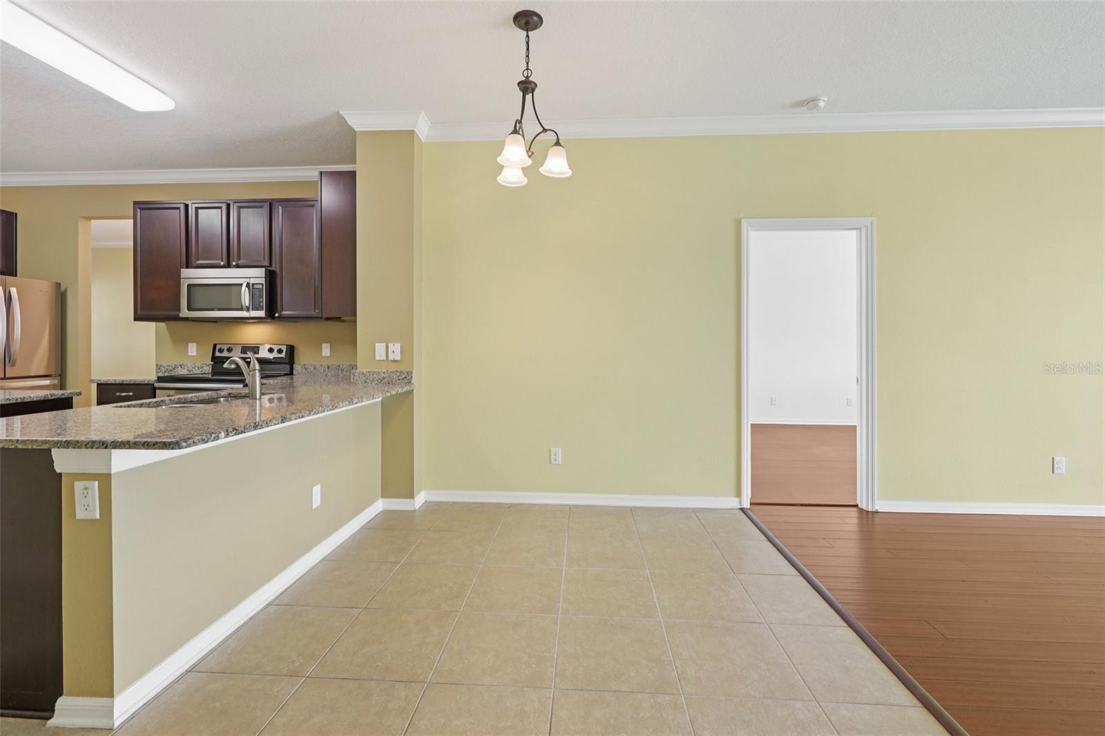 Image 17 of 84 For 10756 Pictorial Park Drive