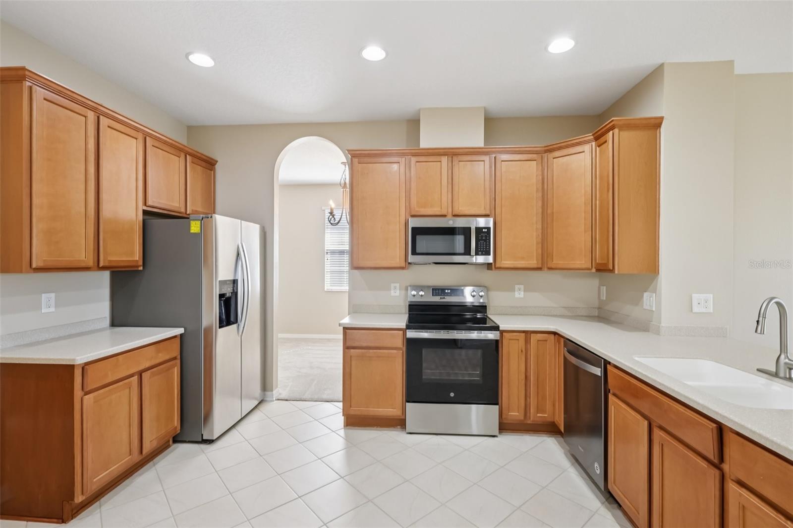 Image 13 of 41 For 20125 Still Wind Drive