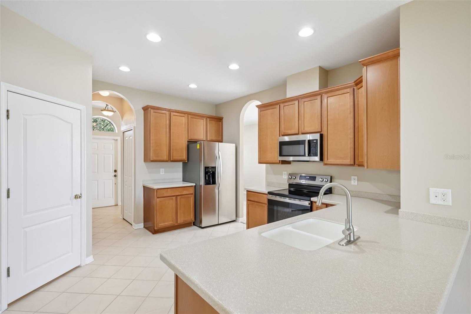 Image 14 of 41 For 20125 Still Wind Drive