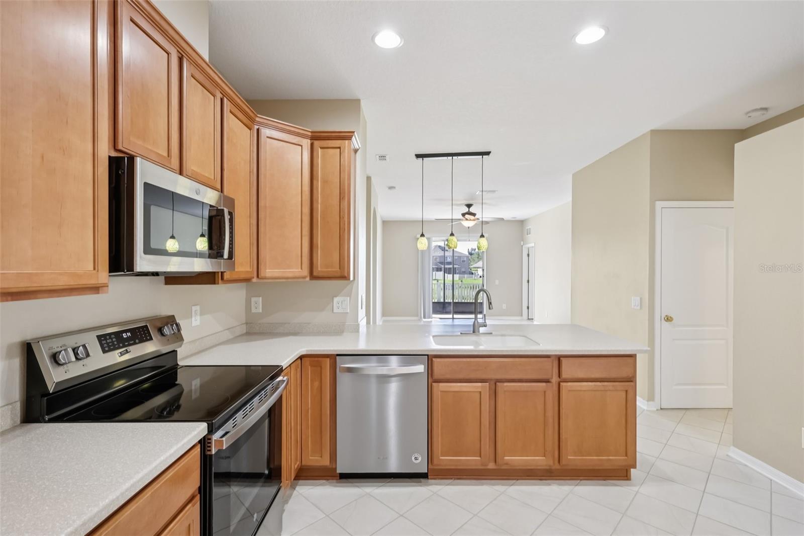 Image 15 of 41 For 20125 Still Wind Drive