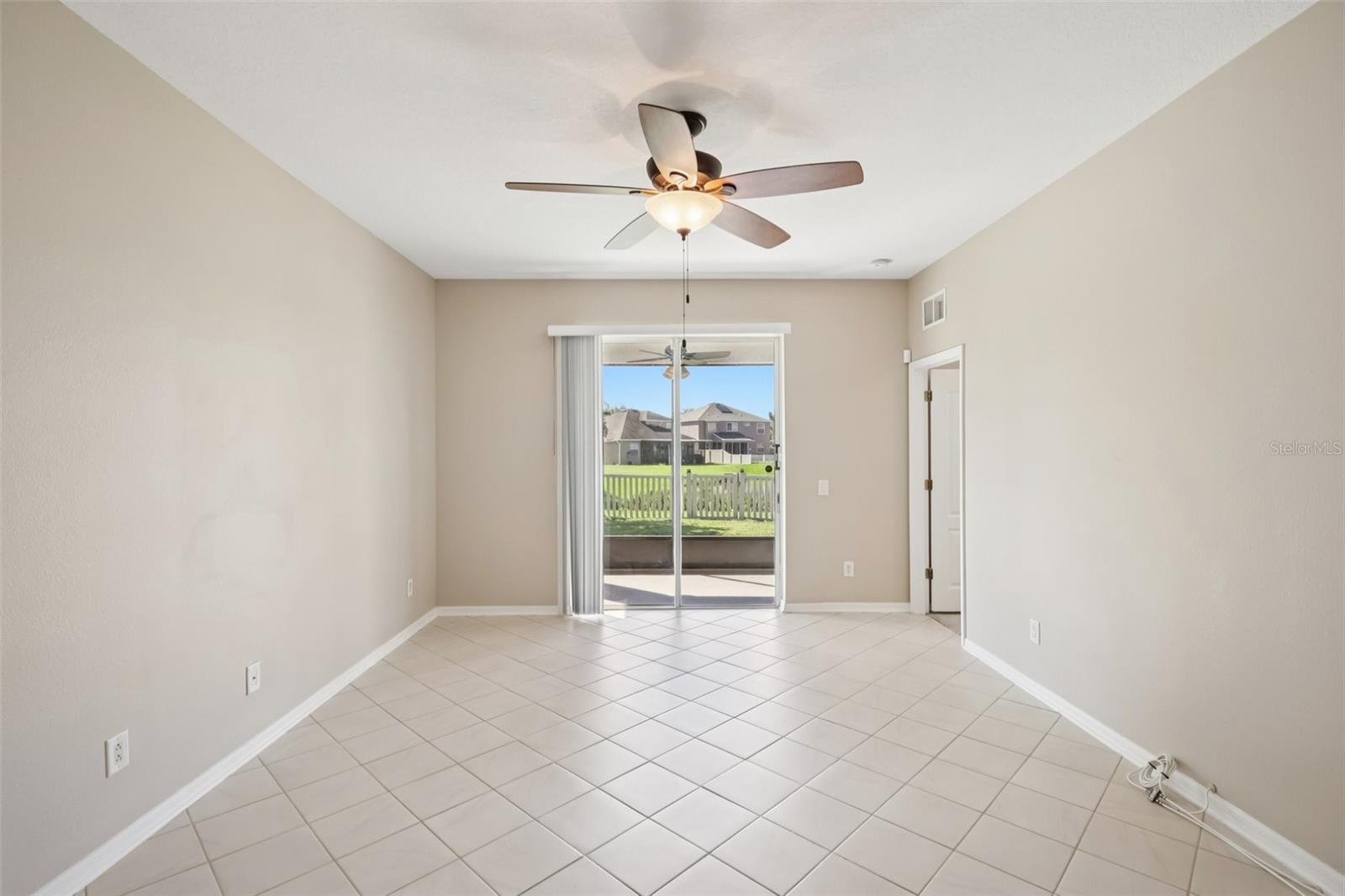 Image 18 of 41 For 20125 Still Wind Drive