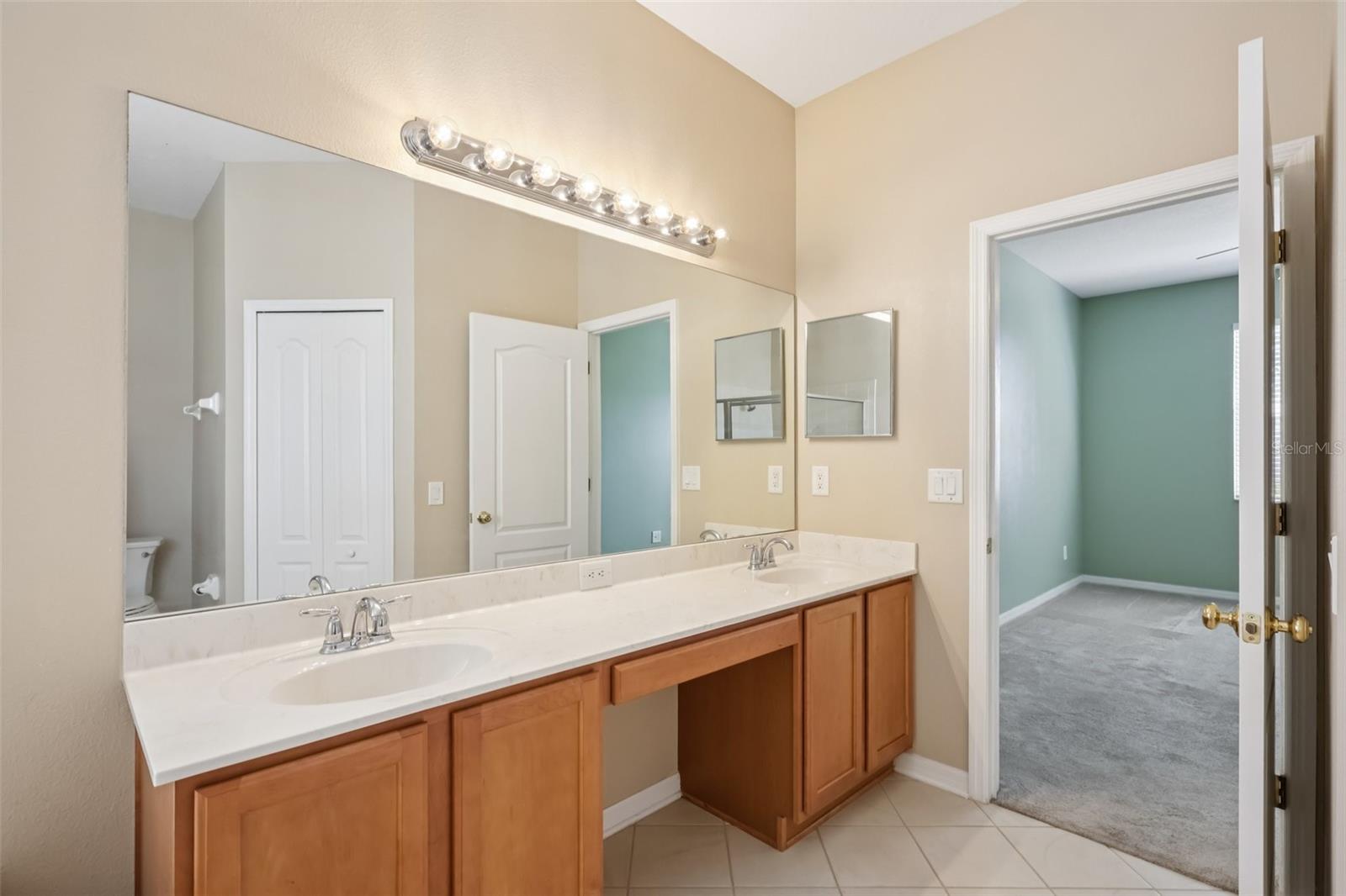 Image 34 of 41 For 20125 Still Wind Drive