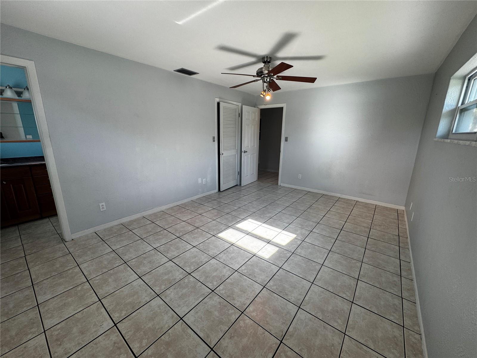 Image 25 of 51 For 7645 55th Street N