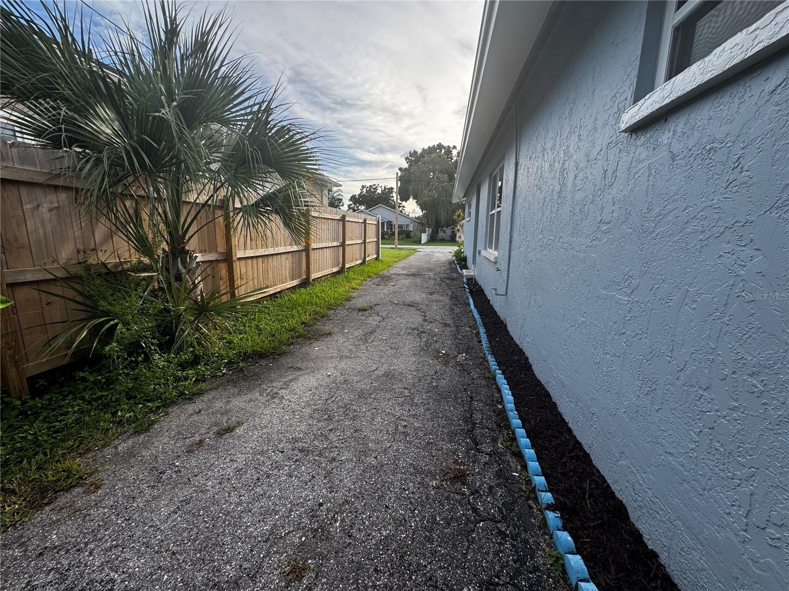 Image 6 of 51 For 7645 55th Street N