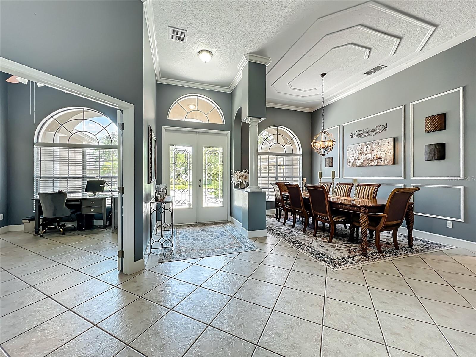Image 11 of 78 For 1900 Cascades Cove Drive