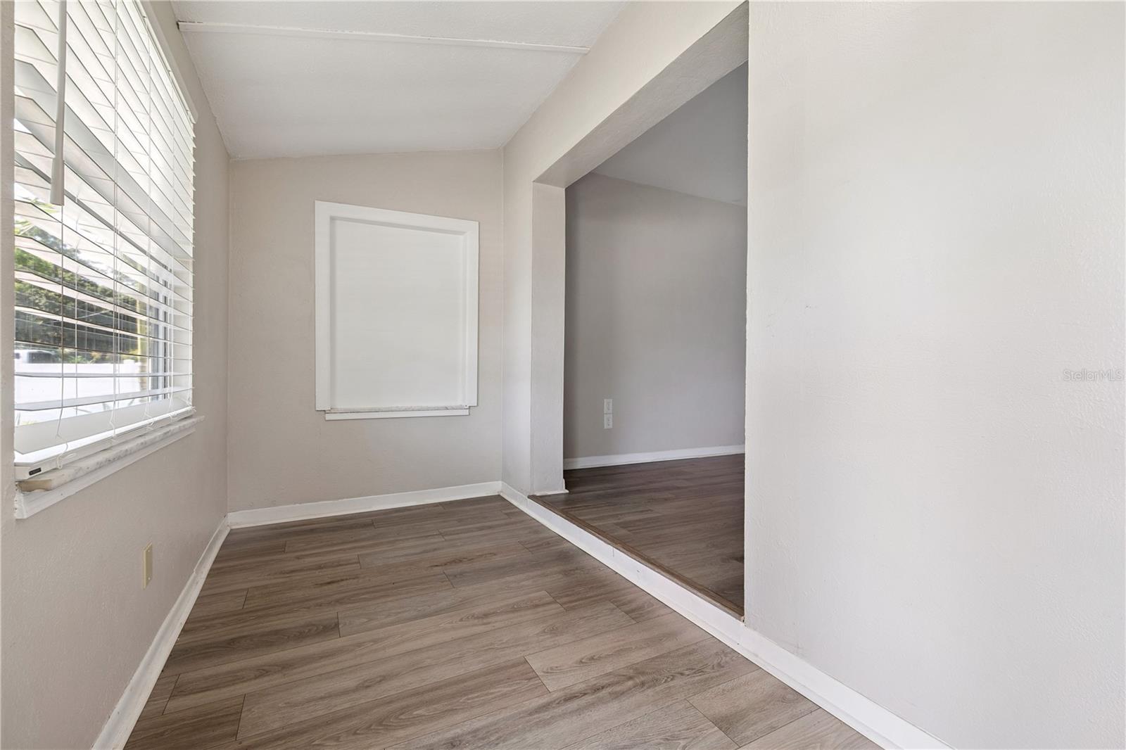 Image 10 of 29 For 9314 Ashley Street