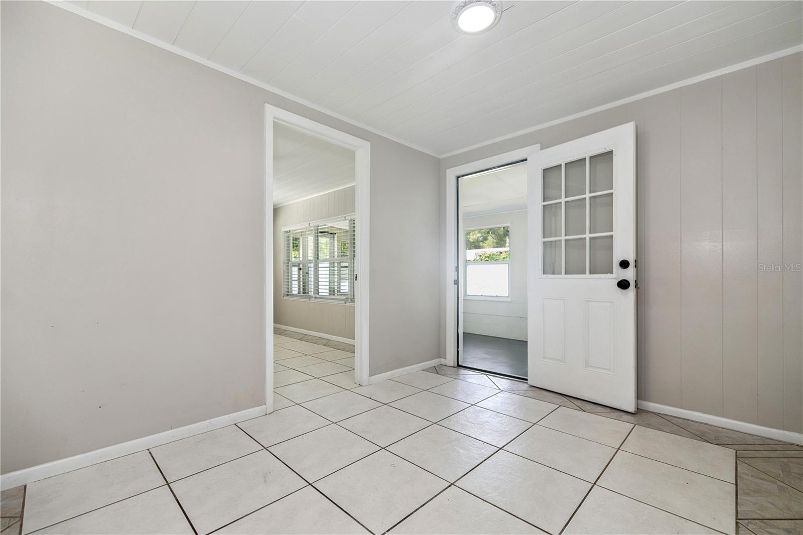 Image 19 of 29 For 9314 Ashley Street