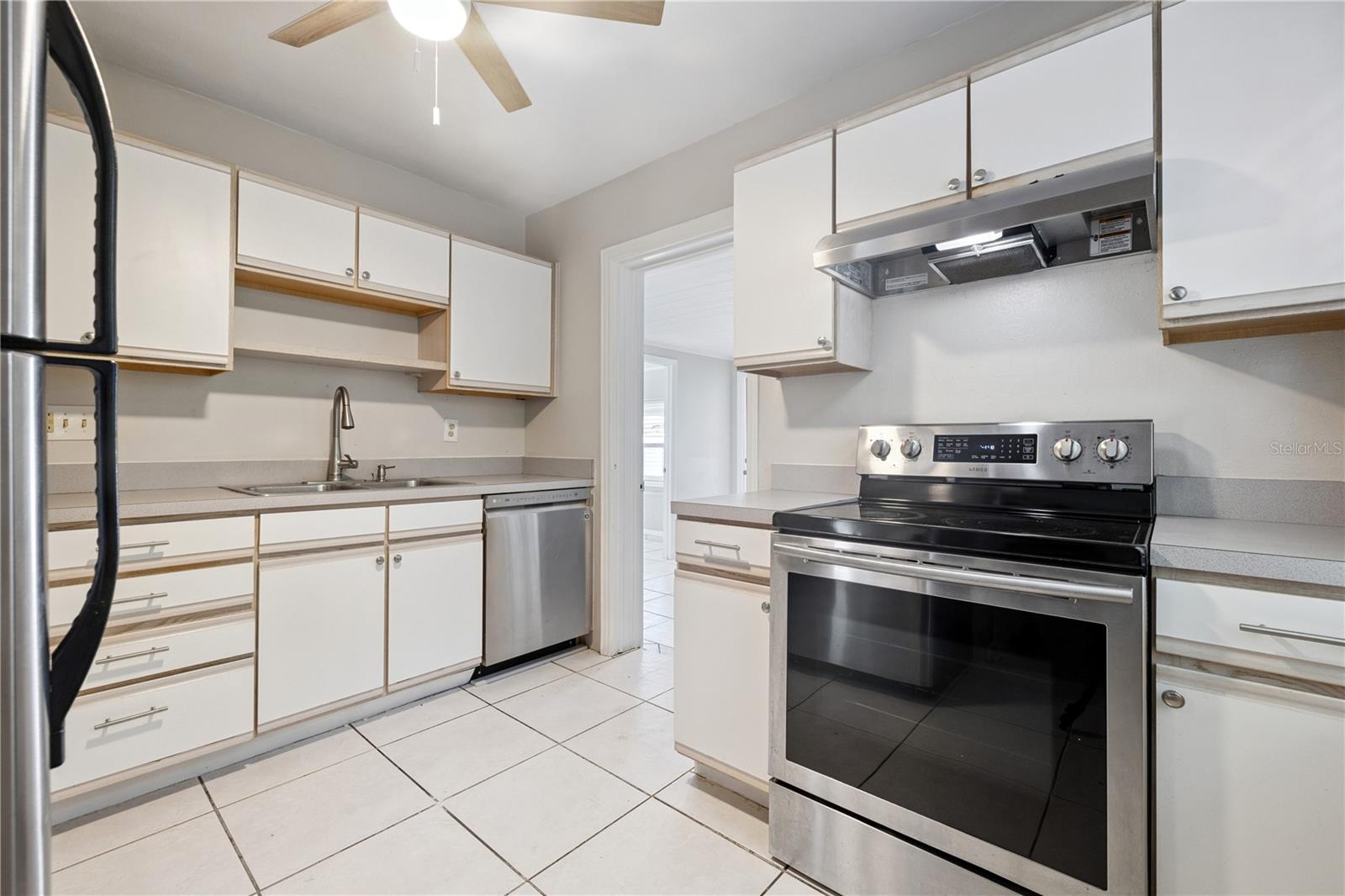 Image 3 of 29 For 9314 Ashley Street