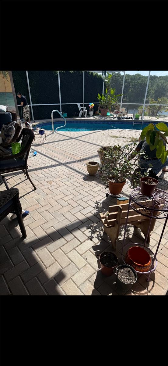 Image 3 of 14 For 4914 Yellowstone Drive