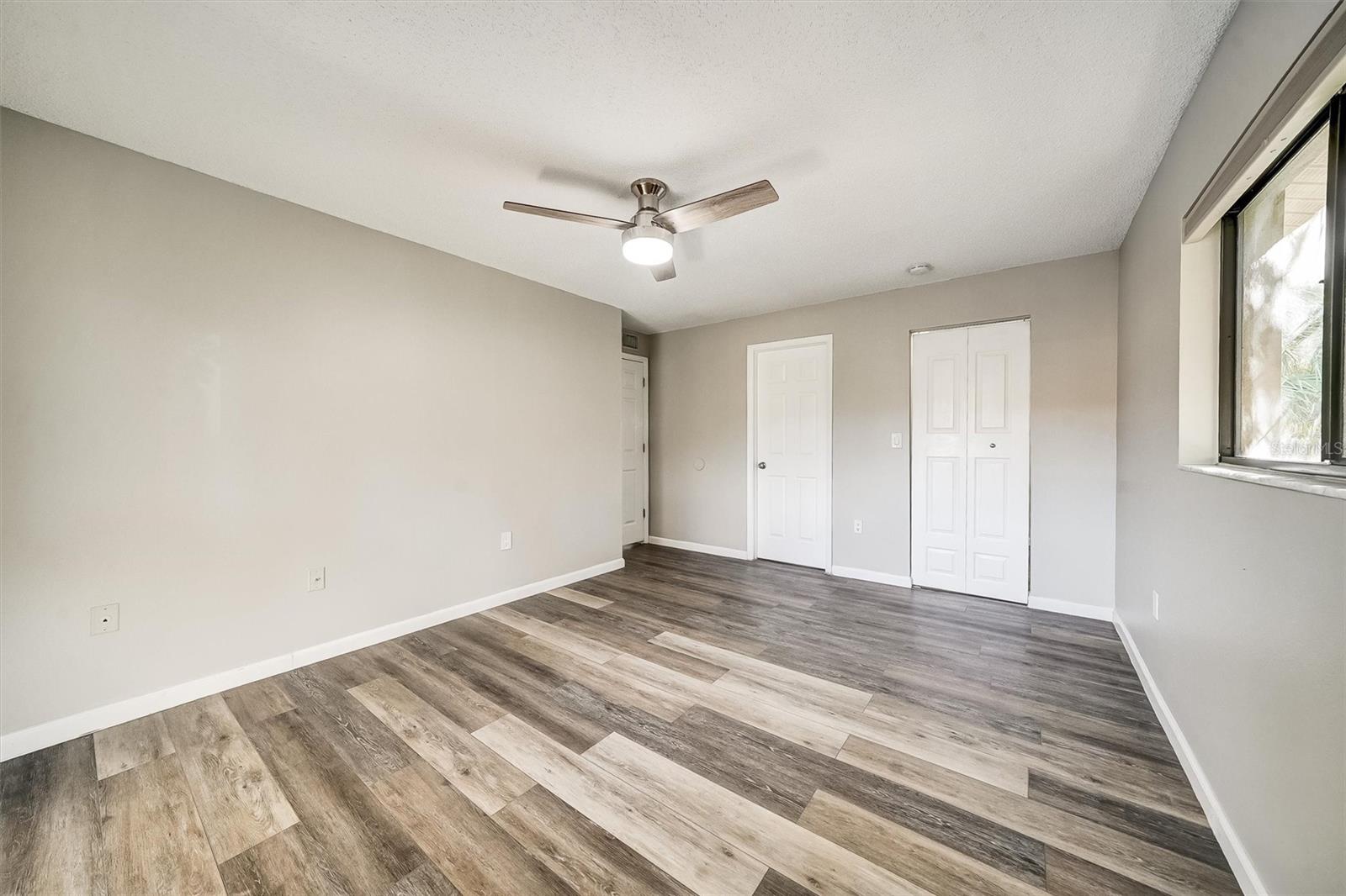 Image 10 of 30 For 5729 Baywater Drive