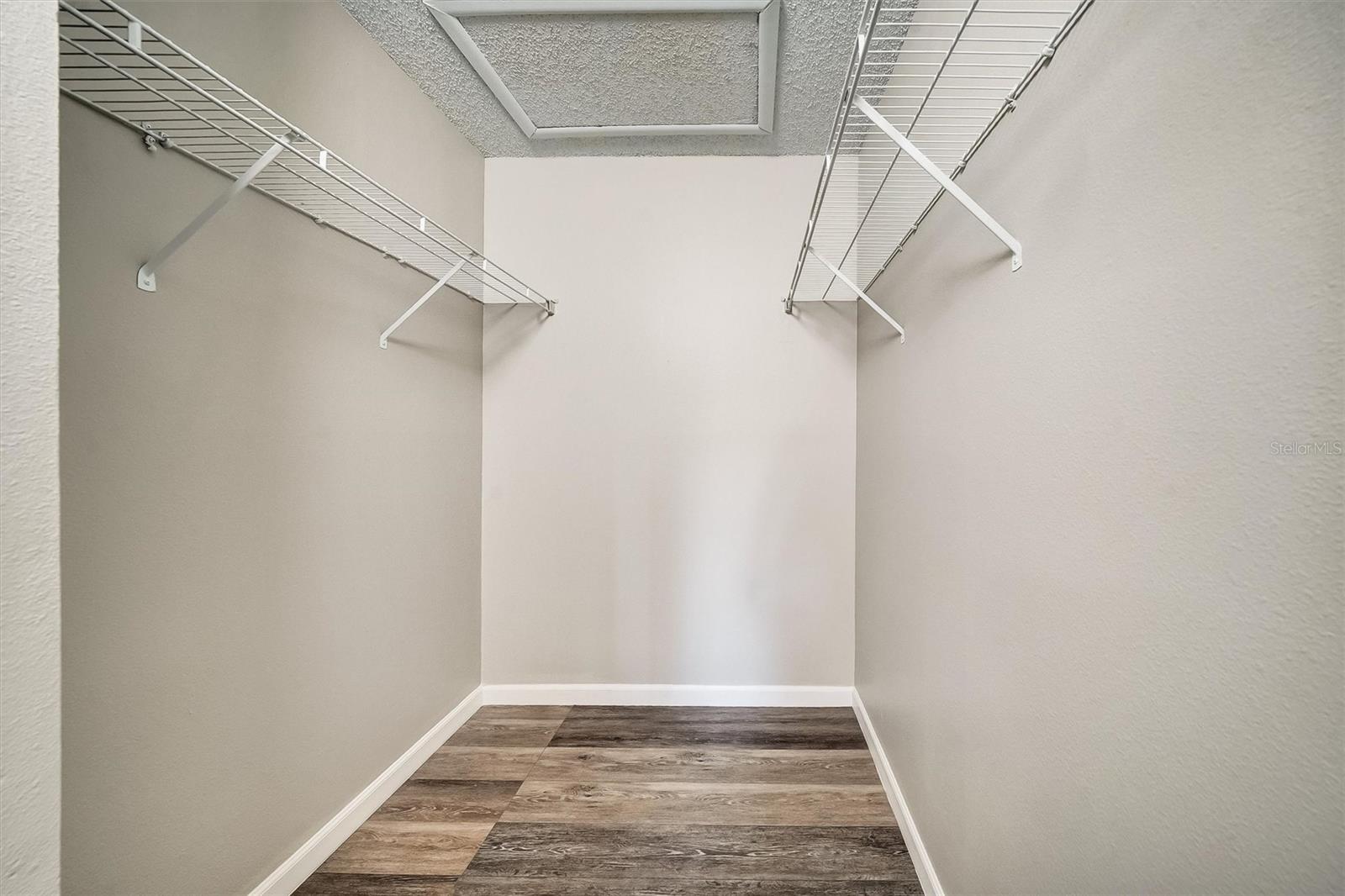 Image 11 of 30 For 5729 Baywater Drive