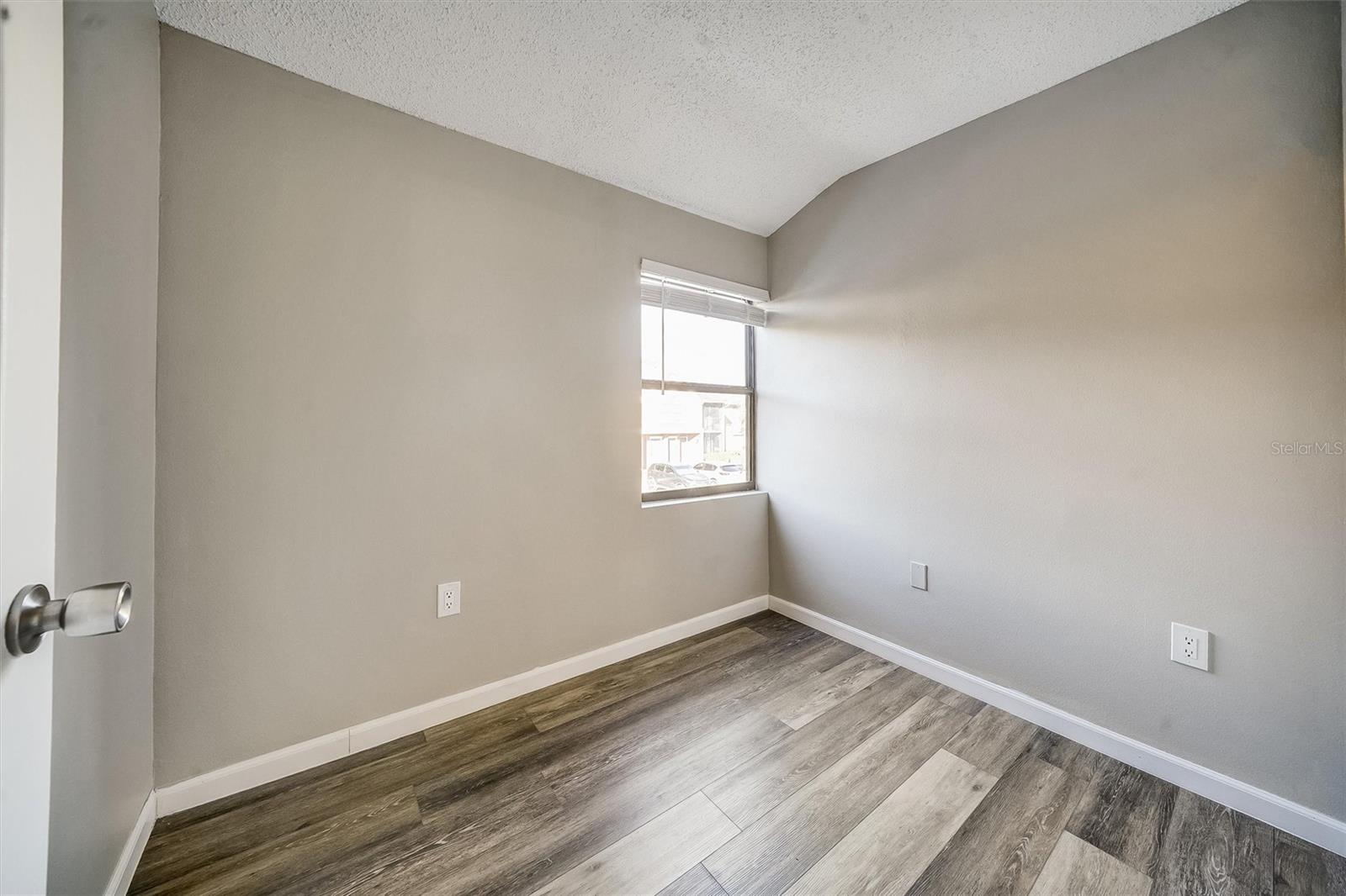 Image 17 of 30 For 5729 Baywater Drive