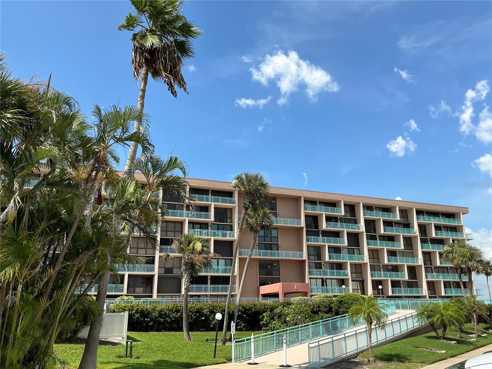 Details for 1 Key Capri  213e, TREASURE ISLAND, FL 33706