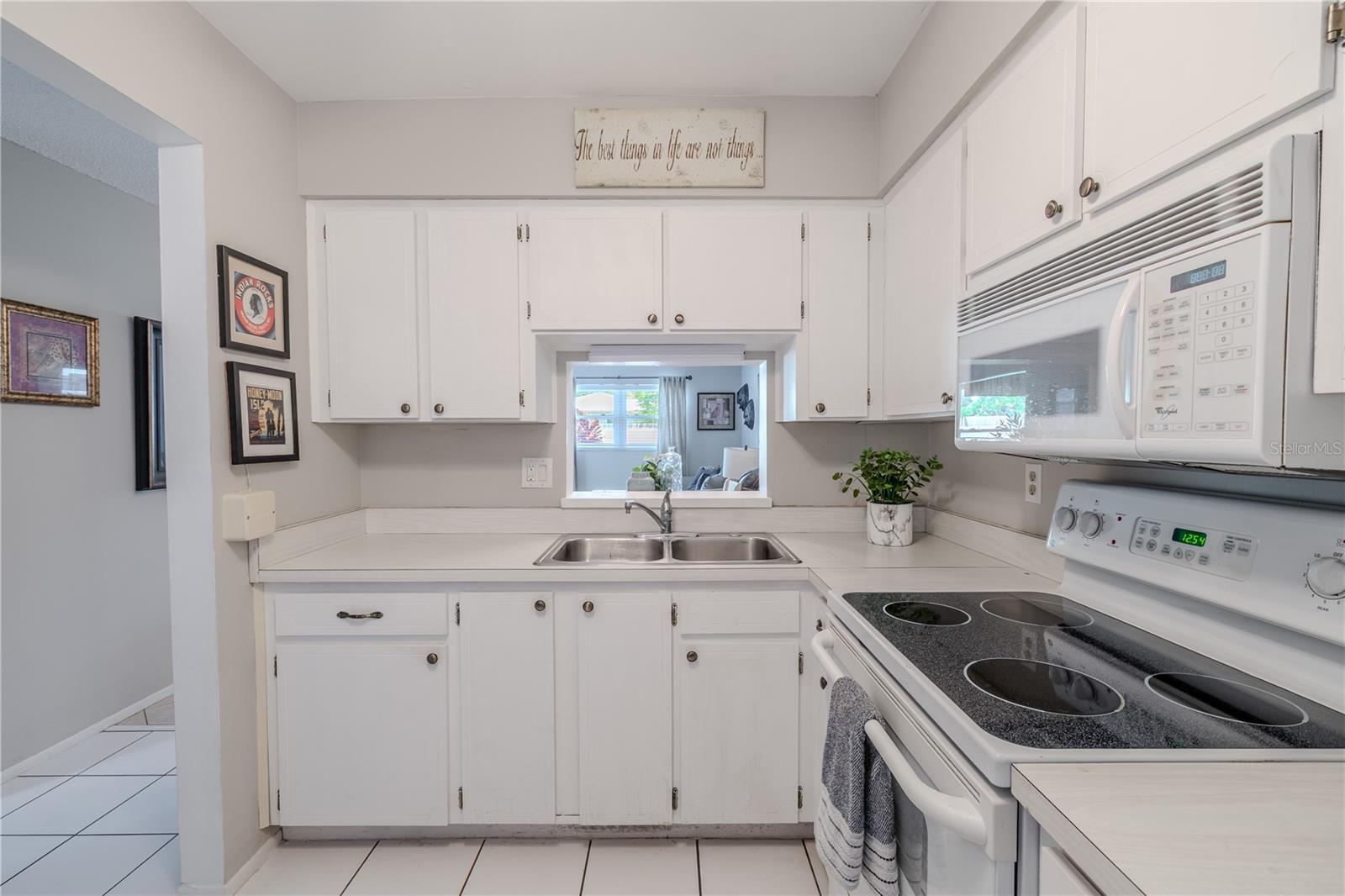 Image 4 of 31 For 1701 Pinehurst Road 19f
