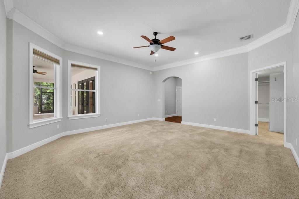 Listing photo id 25 for 16301 Dunlindale Drive