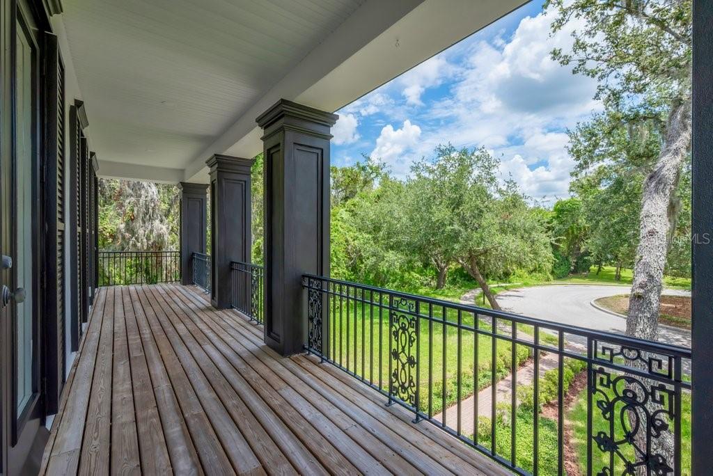 Listing photo id 38 for 16301 Dunlindale Drive