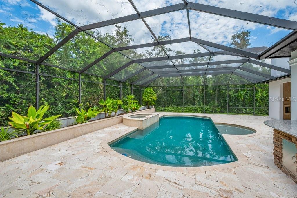 Listing photo id 45 for 16301 Dunlindale Drive