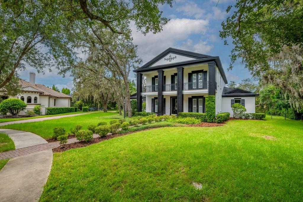 Listing photo id 3 for 16301 Dunlindale Drive