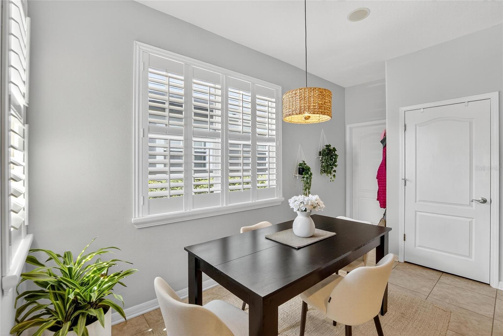 Image 15 of 39 For 5906 Palmettoside Street
