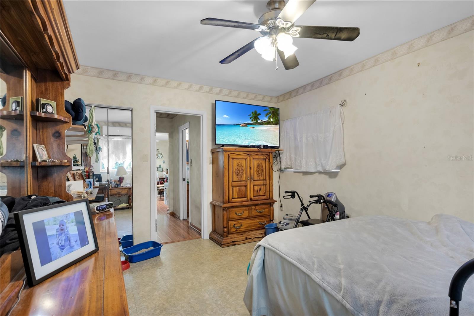 Image 31 of 38 For 1058 Breezy Drive