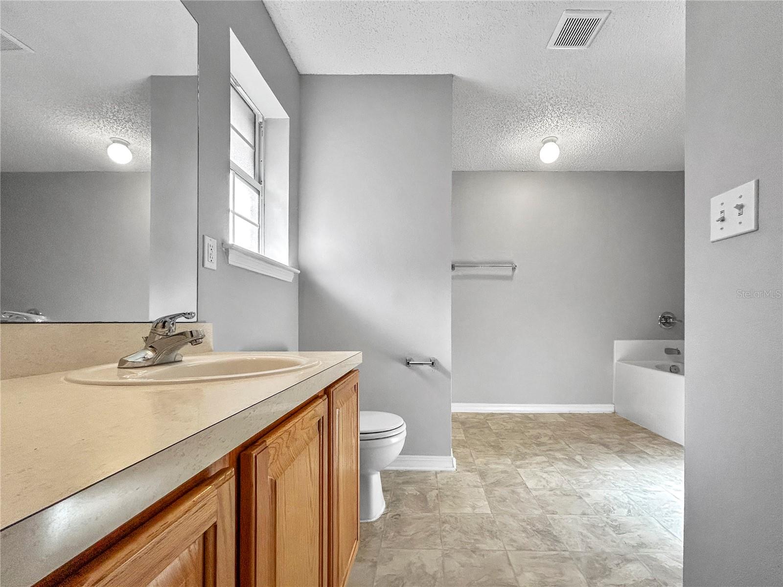 Image 11 of 16 For 6307 Ironside Drive S
