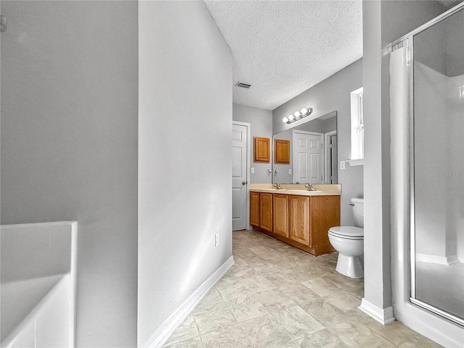 Image 7 of 16 For 6307 Ironside Drive S